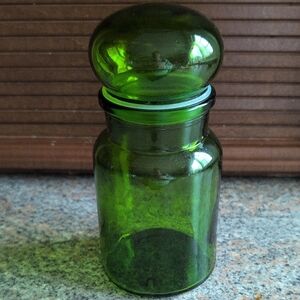 Vintage Green Glass Apothecary Jar with Stopper – Made in Belgium